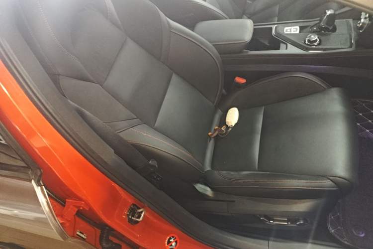 Used Lynk & Co 03 2019 2.0TD Automatic Jing Pro Edition Right Front Seat