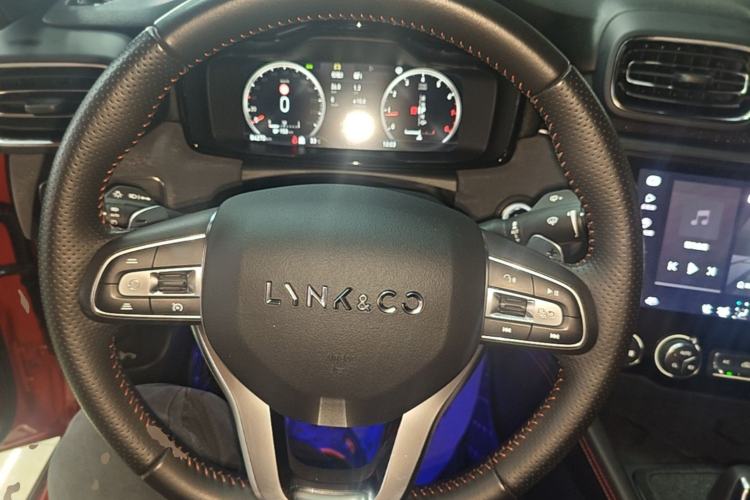 Used Lynk & Co 03 2019 2.0TD Automatic Jing Pro Edition Steering Wheel