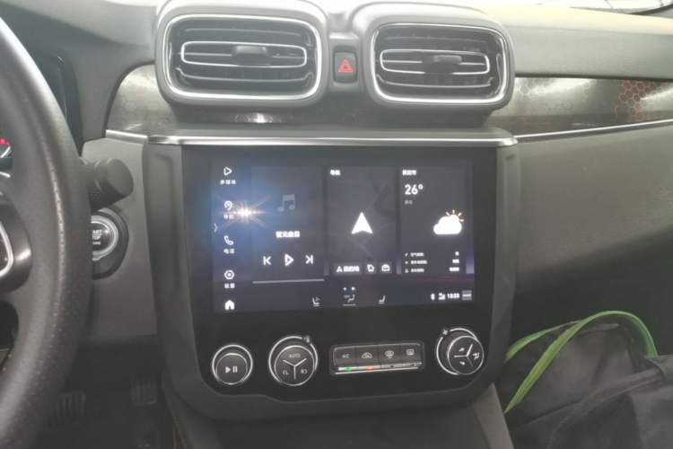 Used Lynk & Co 03 2019 2.0TD Automatic Jing Pro Edition Audio And AC Panel