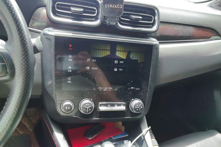 Used Lynk & Co 03 2019 2.0TD Automatic Trend Edition Audio And AC Panel