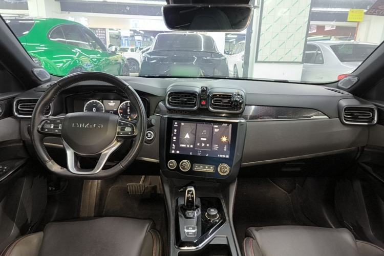 Used Lynk & Co 03 2019 2.0TD Automatic Jing Pro Edition Center Console