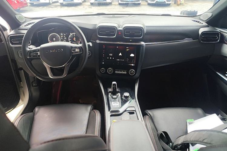 Used Lynk & Co 03 2019 1.5TD DCT JingPro Edition China VI Standard Center Console