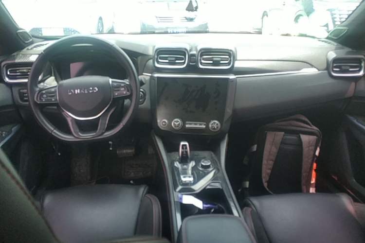Used Lynk & Co 03 2019 1.5TD DCT Sport Edition China VI Standard Center Console