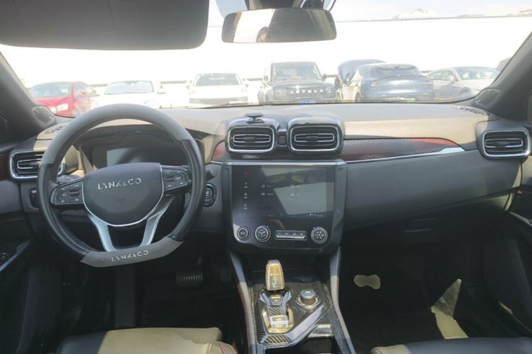 Used Lynk & Co 03 2019 1.5TD DCT Sport Edition China VI Standard Center Console