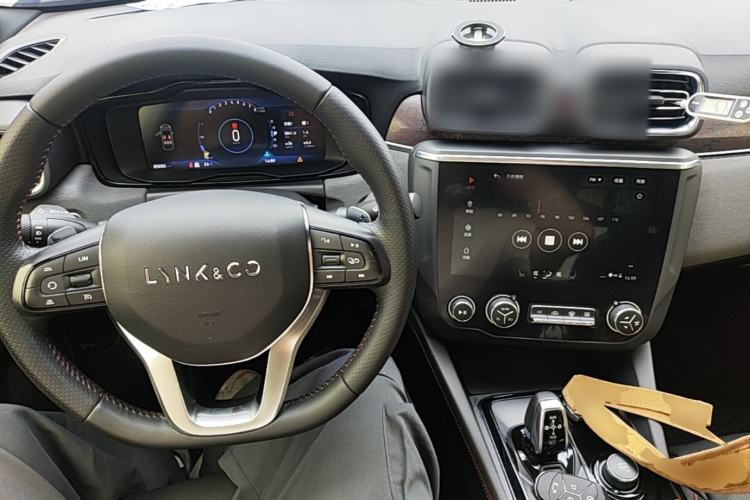 Used Lynk & Co 03 2019 1.5TD DCT Sport Edition China VI Standard Center Console