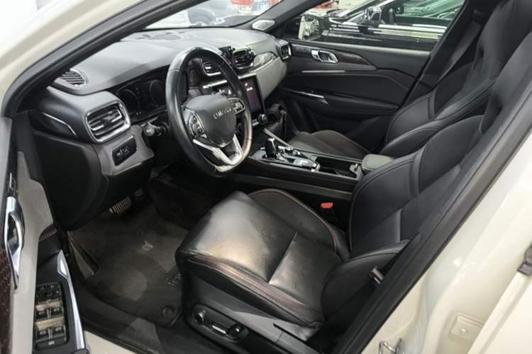 Used Lynk & Co 03 2019 2.0TD Automatic Jing Pro Edition Driver Seat