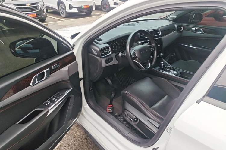Used Lynk & Co 03 2019 2.0TD Automatic Jing Pro Edition Driver Seat