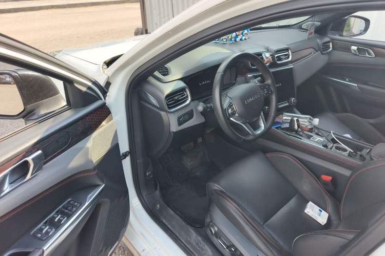 Used Lynk & Co 03 2019 1.5TD DCT JingPro Edition China VI Standard Driver Seat