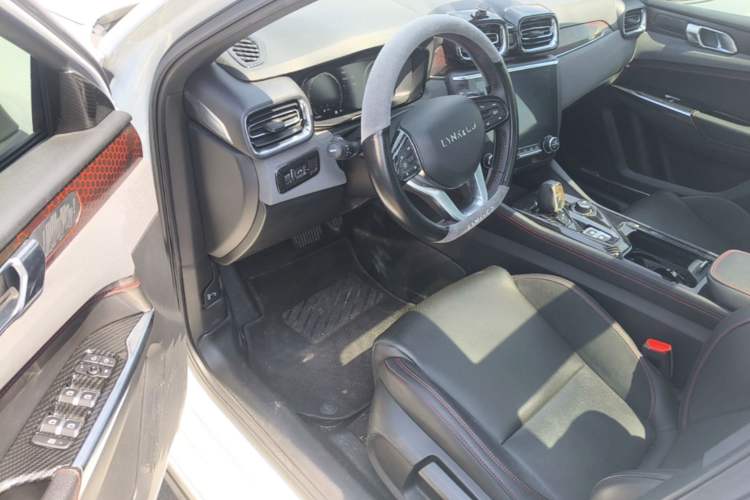 Used Lynk & Co 03 2019 1.5TD DCT Sport Edition China VI Standard Driver Seat