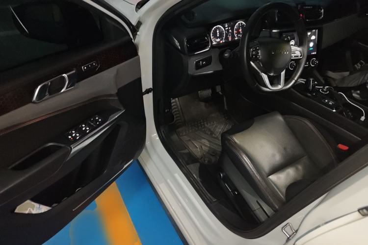 Used Lynk & Co 03 2019 2.0TD Automatic Jing Pro Edition Driver Seat