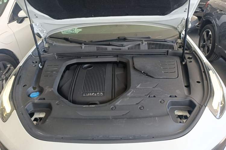 Used Lynk & Co 03 2019 1.5TD DCT JingPro Edition China VI Standard Engine Bay