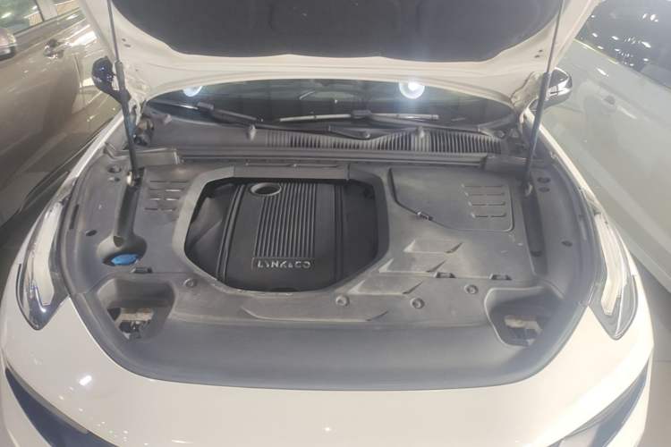 Used Lynk & Co 03 2019 1.5TD DCT JingPro Edition China VI Standard Engine Bay