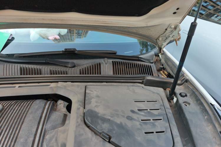 Used Lynk & Co 03 2019 1.5TD DCT JingPro Edition China VI Standard Engine Bay Left