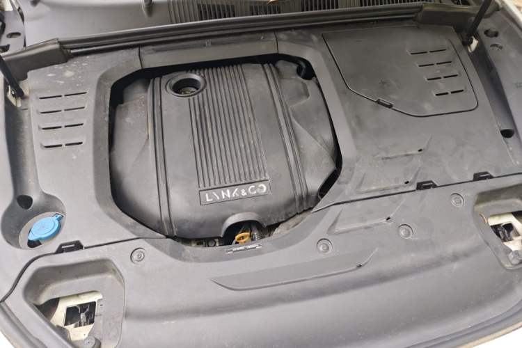 Used Lynk & Co 03 2019 1.5TD DCT Sport Edition China VI Standard Engine Bay