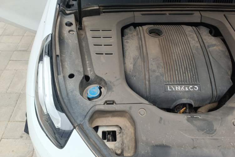 Used Lynk & Co 03 2019 1.5TD DCT JingPro Edition China VI Standard Engine Bay Right