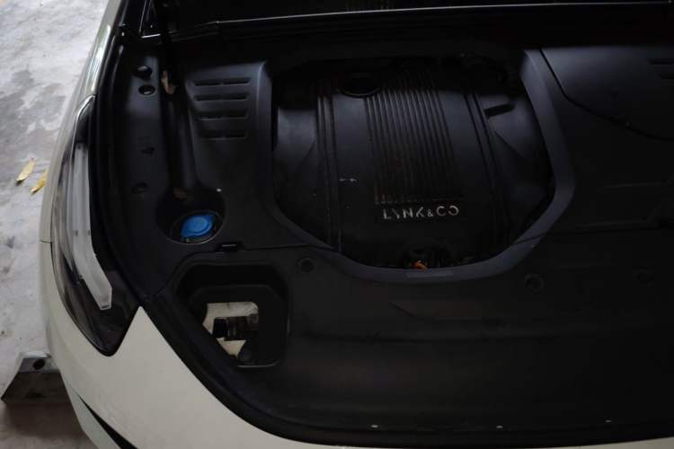 Used Lynk & Co 03 2019 1.5TD DCT Sport Edition China VI Standard Engine Bay Right