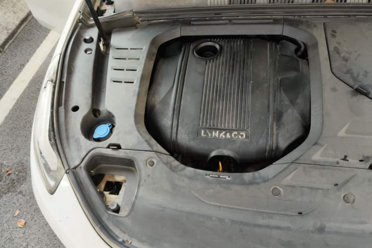 Used Lynk & Co 03 2019 1.5TD DCT JingPro Edition China VI Standard Engine Bay Right