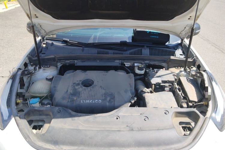 Used Lynk & Co 03 2019 2.0TD Automatic Jing Pro Edition Engine Bay