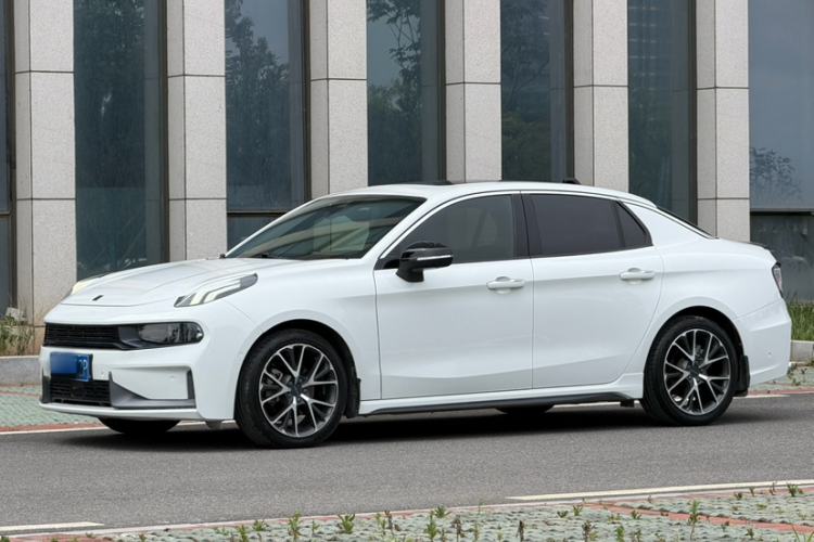 Used Lynk & Co 03 2019 1.5TD DCT JingPro Edition China VI Standard Exterior 3
