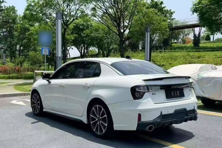 Used Lynk & Co 03 2019 1.5TD DCT Sport Edition China VI Standard Exterior 3