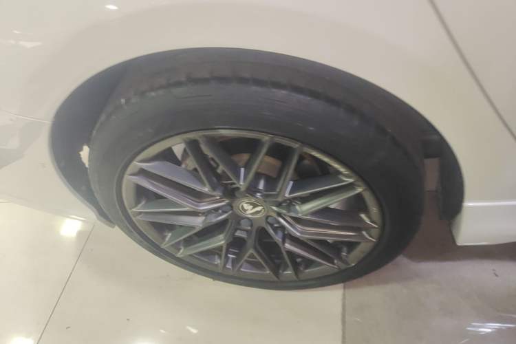 Used Lynk & Co 03 2019 1.5TD DCT JingPro Edition China VI Standard Exterior 3