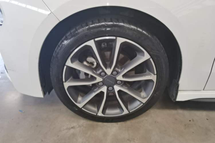 Used Lynk & Co 03 2019 1.5TD DCT Sport Edition China VI Standard Exterior 4