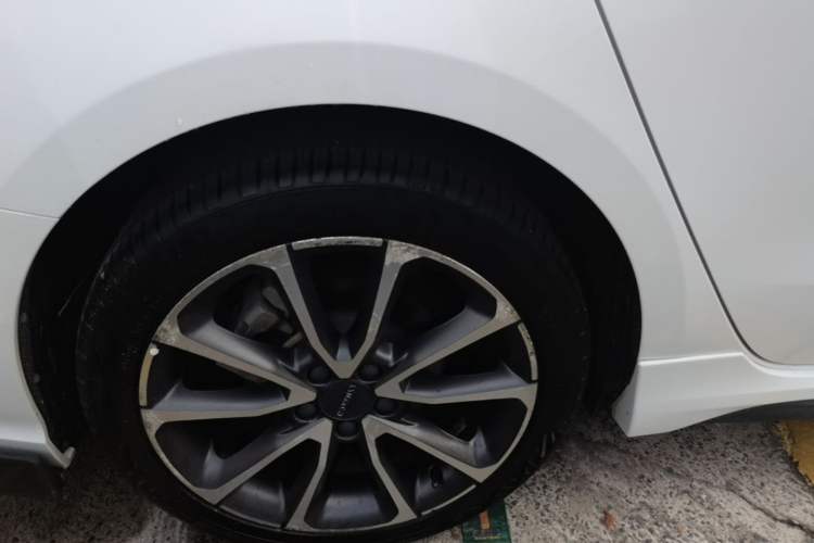 Used Lynk & Co 03 2019 1.5TD DCT Sport Edition China VI Standard Exterior 5
