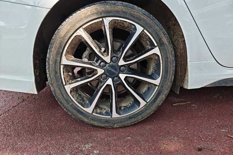 Used Lynk & Co 03 2019 1.5TD DCT Sport Edition China VI Standard Exterior 5