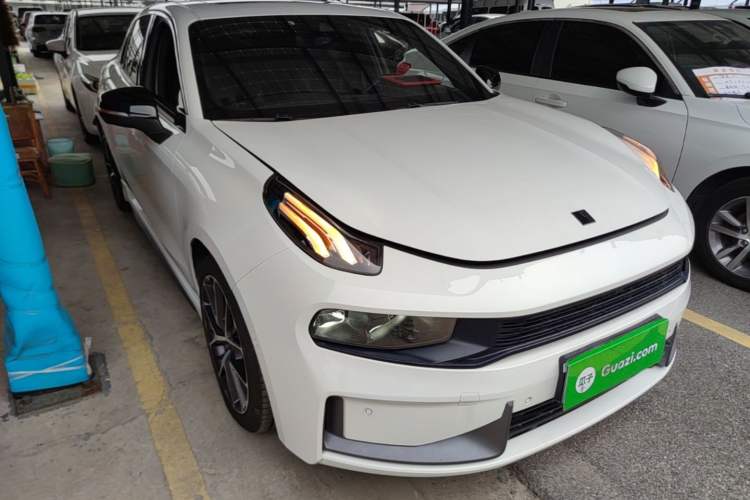 Used Lynk & Co 03 2019 1.5TD DCT JingPro Edition China VI Standard Front Right 45 Deg