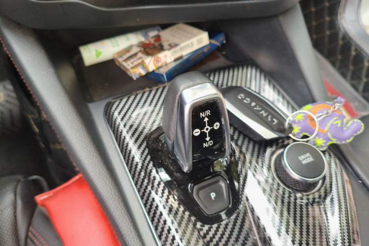 Used Lynk & Co 03 2019 1.5TD DCT Sport Edition China VI Standard Gear Lever