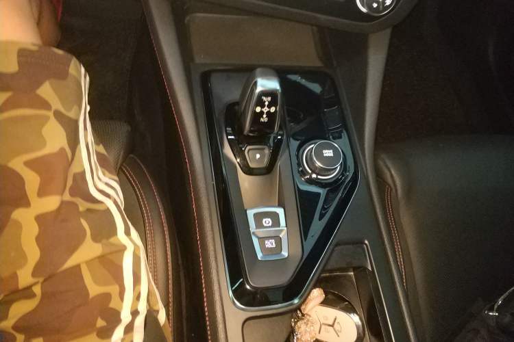 Used Lynk & Co 03 2019 2.0TD Automatic Trend Edition Gear Lever