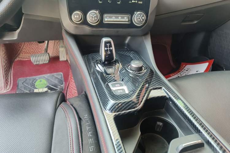 Used Lynk & Co 03 2019 1.5TD DCT Sport Edition China VI Standard Gear Lever