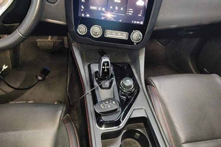Used Lynk & Co 03 2019 2.0TD Automatic Jing Pro Edition Gear Lever