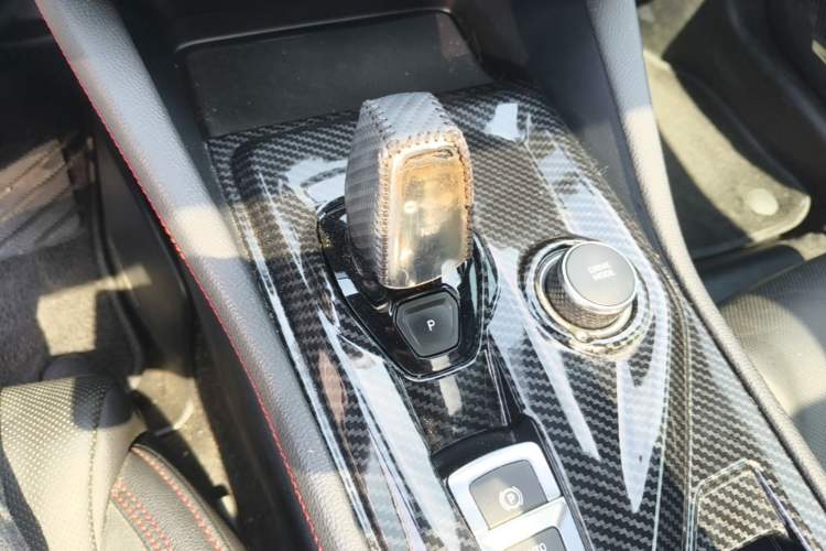 Used Lynk & Co 03 2019 1.5TD DCT Sport Edition China VI Standard Gear Lever