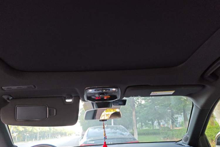 Used Lynk & Co 03 2019 1.5TD DCT Sport Edition China VI Standard Headliner