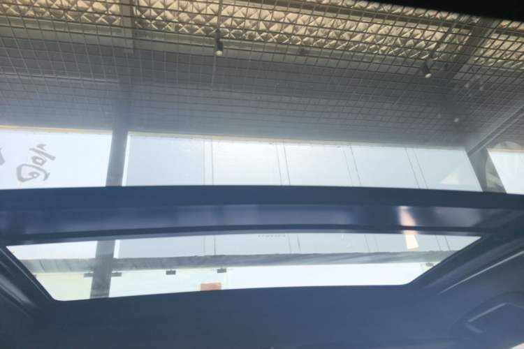 Used Lynk & Co 03 2019 1.5TD DCT JingPro Edition China VI Standard Headliner