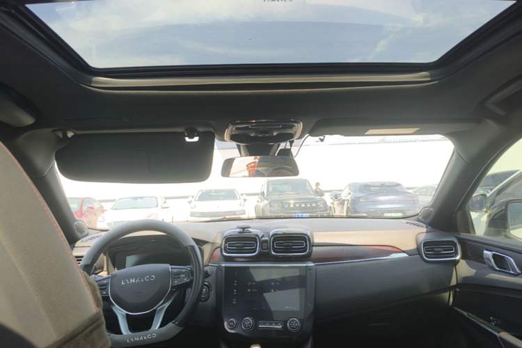 Used Lynk & Co 03 2019 1.5TD DCT Sport Edition China VI Standard Headliner