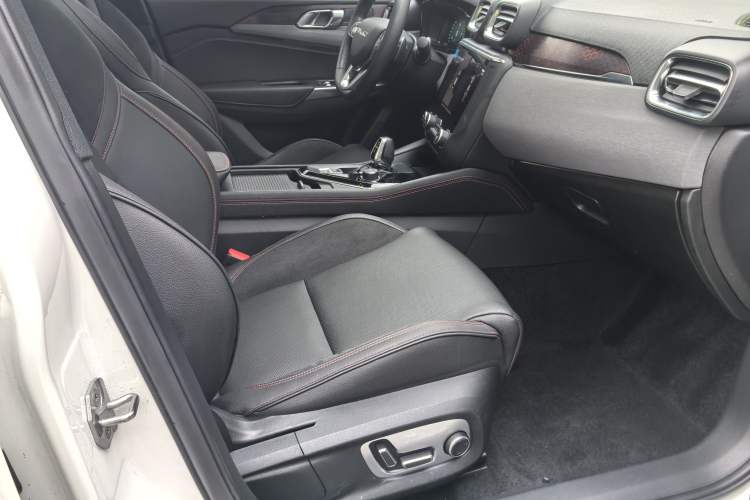 Used Lynk & Co 03 2019 1.5TD DCT JingPro Edition China VI Standard Interior 8