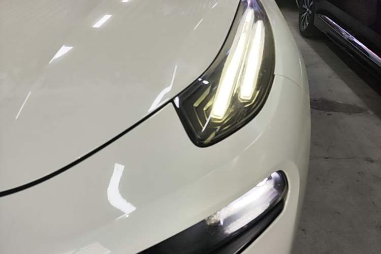 Used Lynk & Co 03 2019 1.5TD DCT JingPro Edition China VI Standard Left Front Headlight
