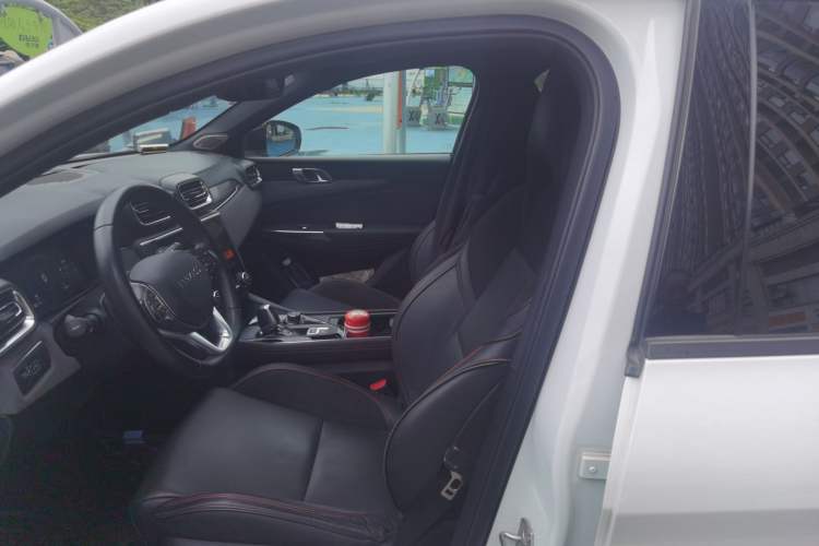 Used Lynk & Co 03 2019 2.0TD Automatic Jing Pro Edition Left Front Seat