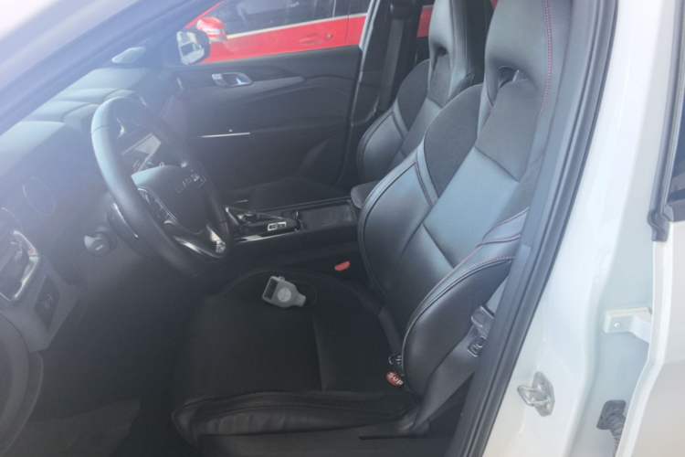 Used Lynk & Co 03 2019 1.5TD DCT JingPro Edition China VI Standard Left Front Seat