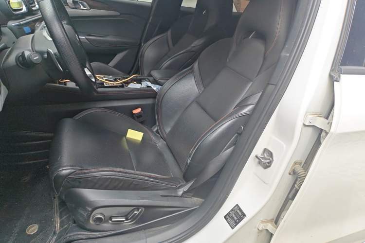 Used Lynk & Co 03 2019 1.5TD DCT JingPro Edition China VI Standard Left Front Seat