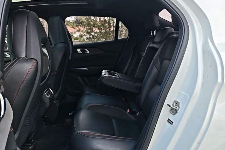 Used Lynk & Co 03 2019 1.5TD DCT Sport Edition China VI Standard Left Rear Seat