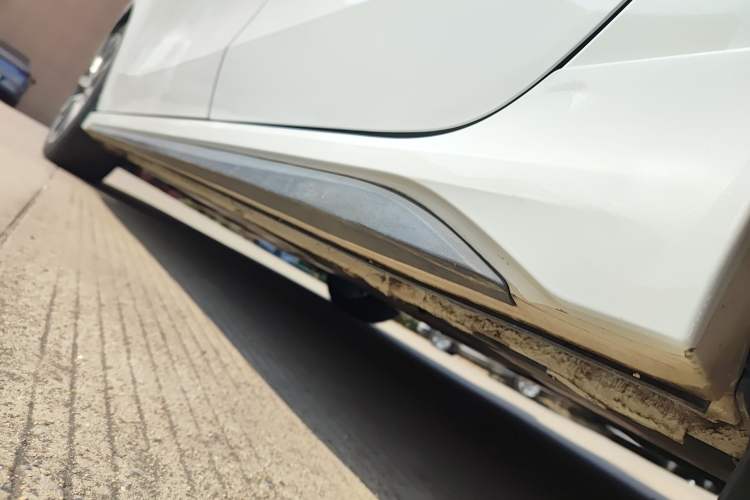 Used Lynk & Co 03 2019 1.5TD DCT Sport Edition China VI Standard Left Side Sill