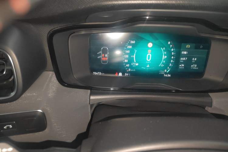 Used Lynk & Co 03 2019 2.0TD Automatic Jing Pro Edition Odometer Close Up