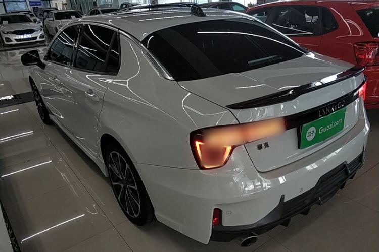 Used Lynk & Co 03 2019 2.0TD Automatic Trend Edition Rear Left 45 Deg