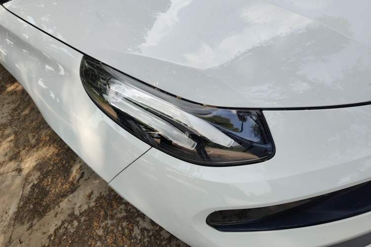 Used Lynk & Co 03 2019 1.5TD DCT JingPro Edition China VI Standard Right Front Headlight