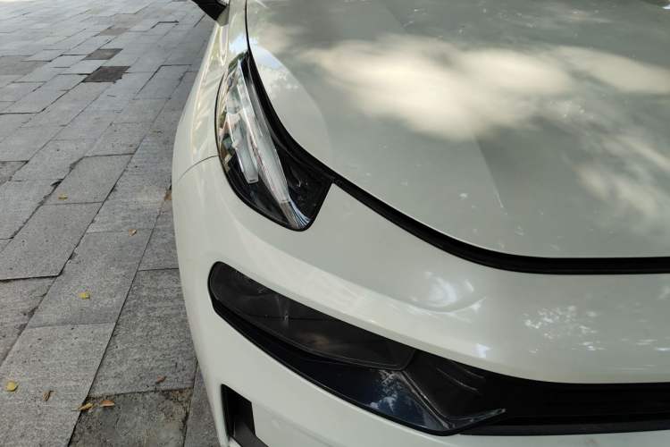 Used Lynk & Co 03 2019 03+ 2.0TD Automatic Wind-Chasing Edition Right Front Headlight