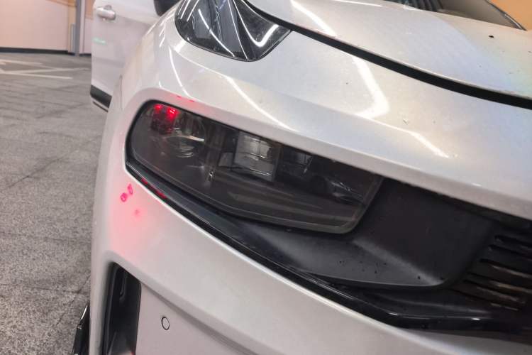 Used Lynk & Co 03 2019 1.5TD DCT JingPro Edition China VI Standard Right Front Headlight