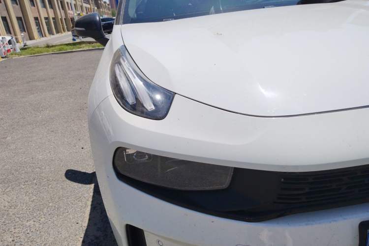 Used Lynk & Co 03 2019 2.0TD Automatic Jing Pro Edition Right Front Headlight
